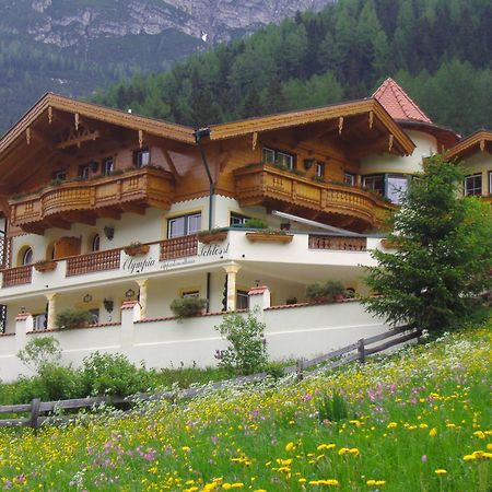 Appartementhaus Olympia Schloessl Neustift im Stubaital Exterior foto