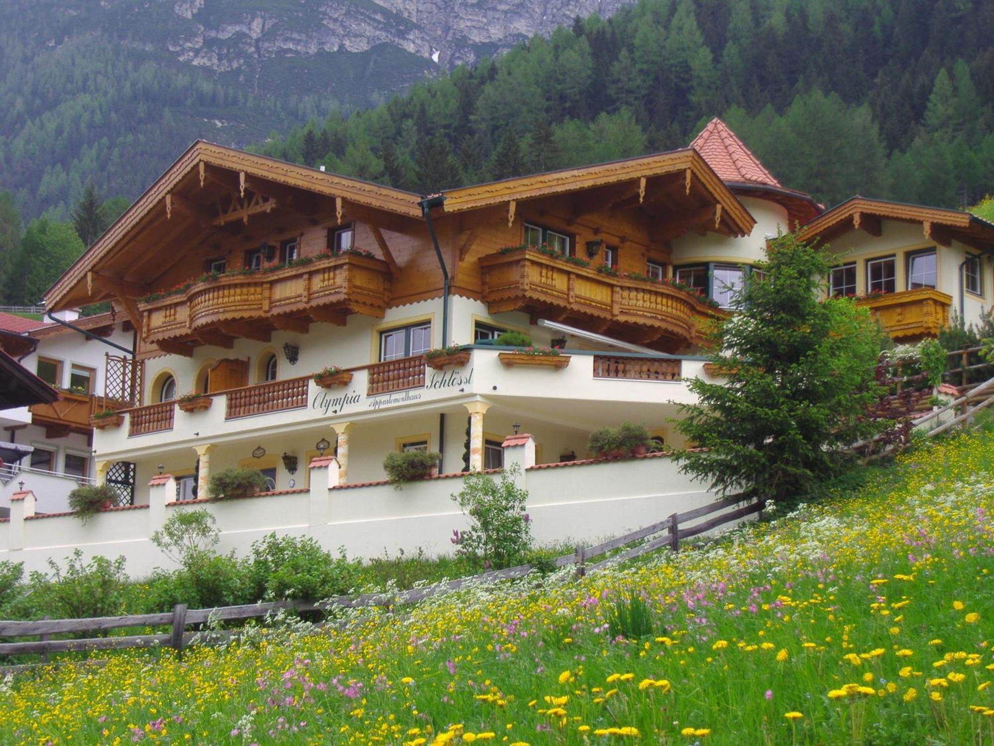 Appartementhaus Olympia Schloessl Neustift im Stubaital Exterior foto