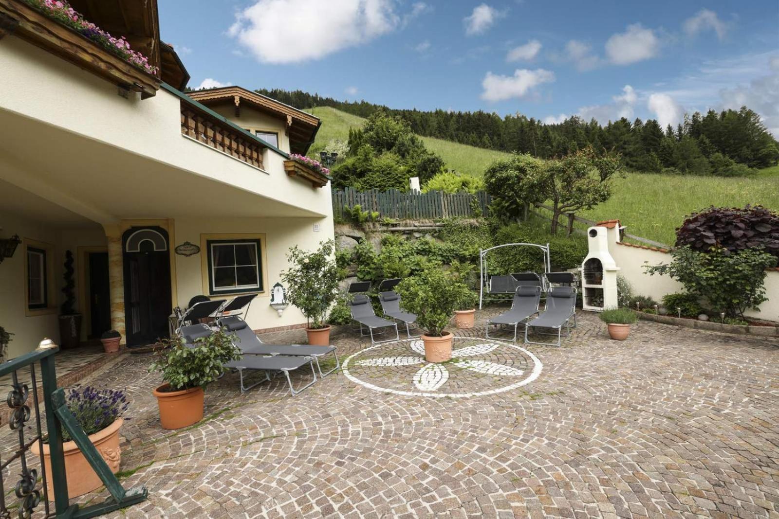 Appartementhaus Olympia Schloessl Neustift im Stubaital Exterior foto