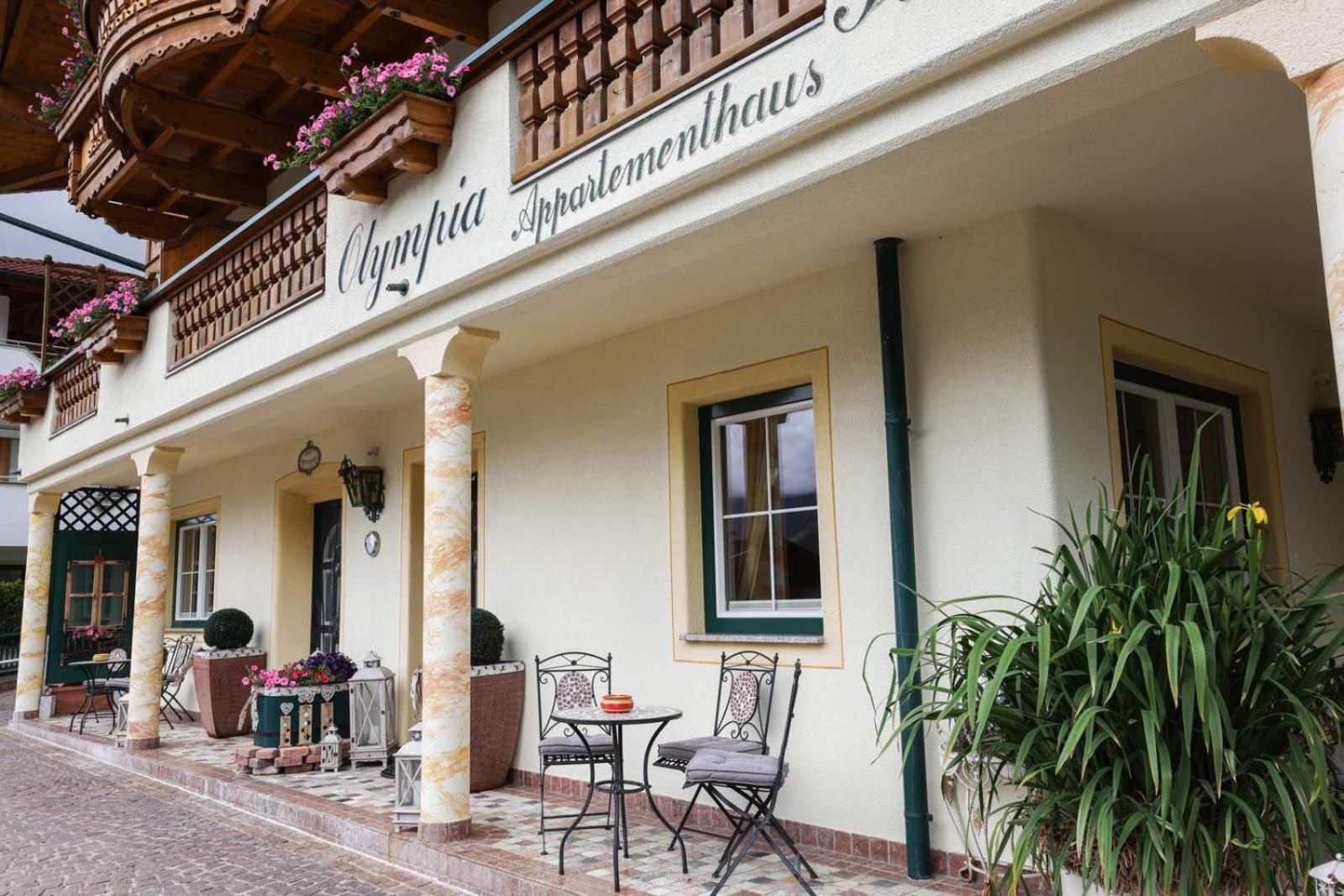 Appartementhaus Olympia Schloessl Neustift im Stubaital Exterior foto